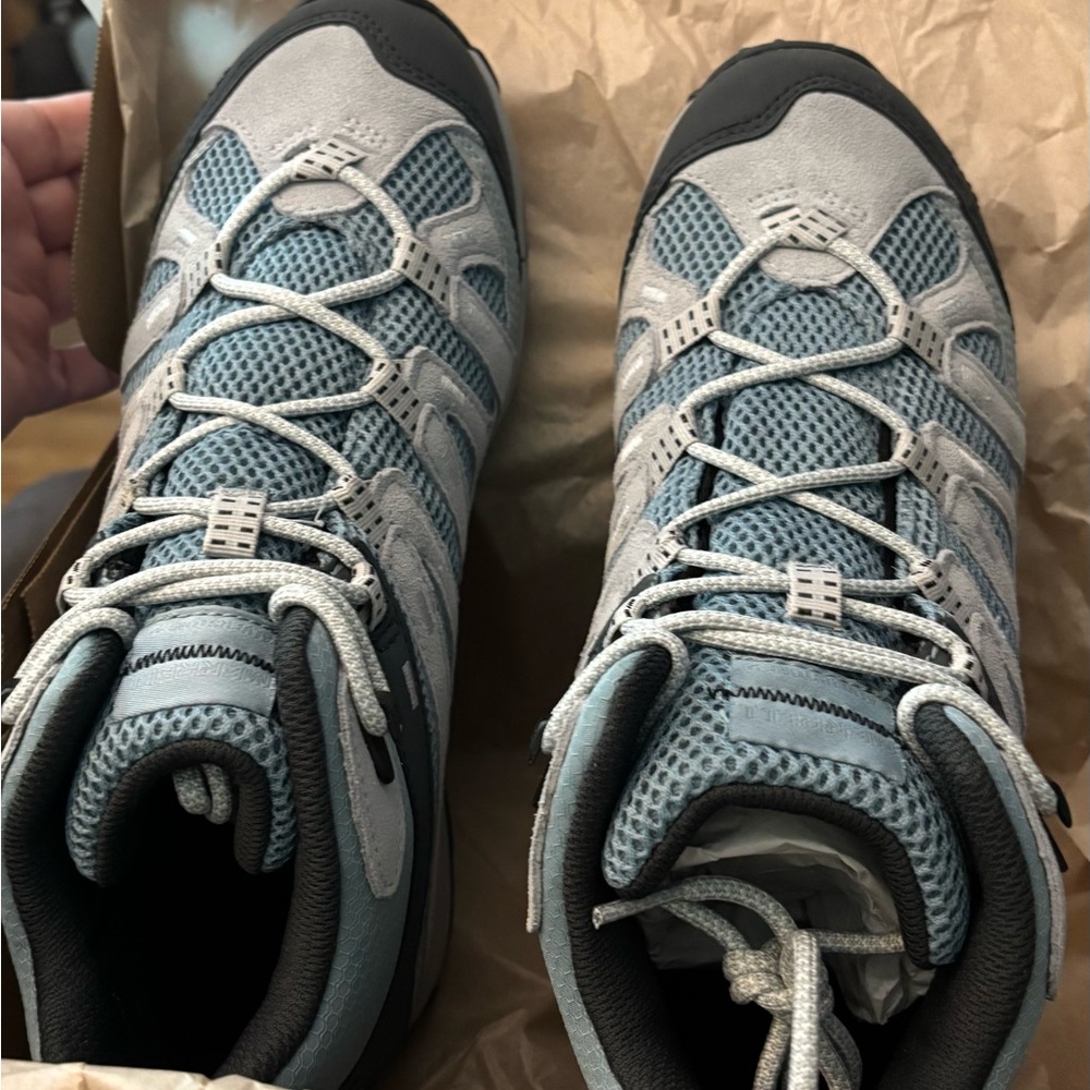 NIB SZ 11  MERRILL Women's Gray Hiking Shoes